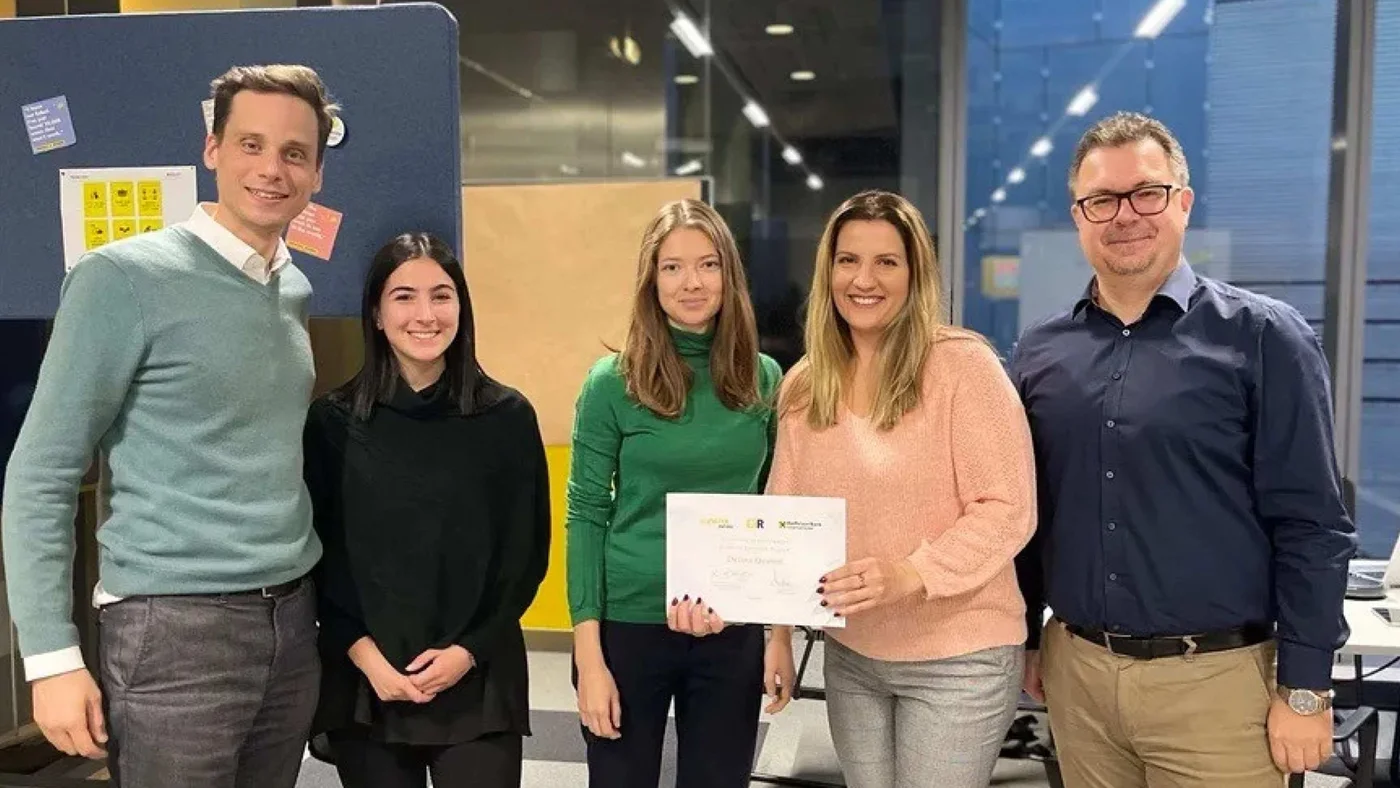 Delina Qesteri after the final presentation with the EV Team (from left): Maximilian Schausberger, Stefania Chaitidou, Yuliya Kvetko, Delina Qesteri and Thomas Muchar, © Elevator Ventures